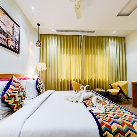 Classio Royale By Io Hotels Near Golden Temple 암리차르 외부 사진