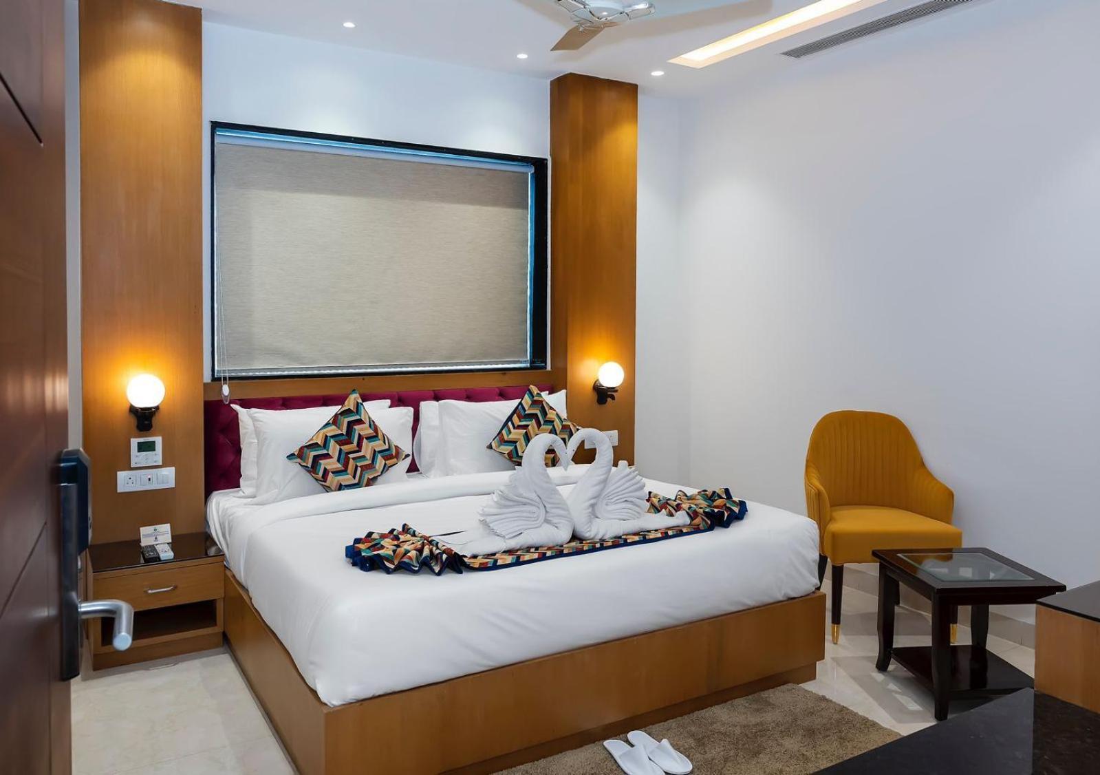 Classio Royale By Io Hotels Near Golden Temple 암리차르 외부 사진