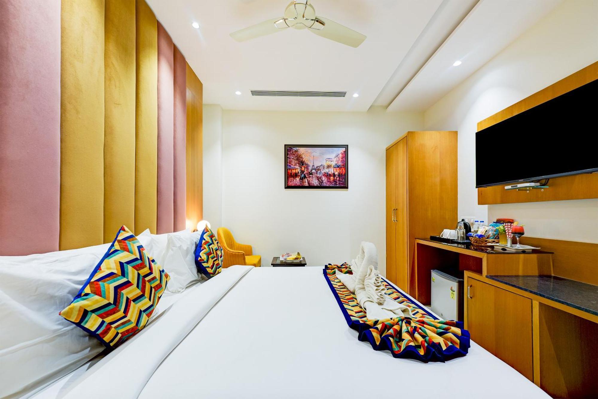 Classio Royale By Io Hotels Near Golden Temple 암리차르 외부 사진