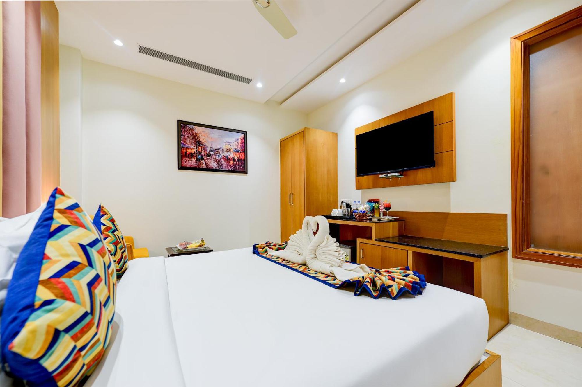 Classio Royale By Io Hotels Near Golden Temple 암리차르 외부 사진