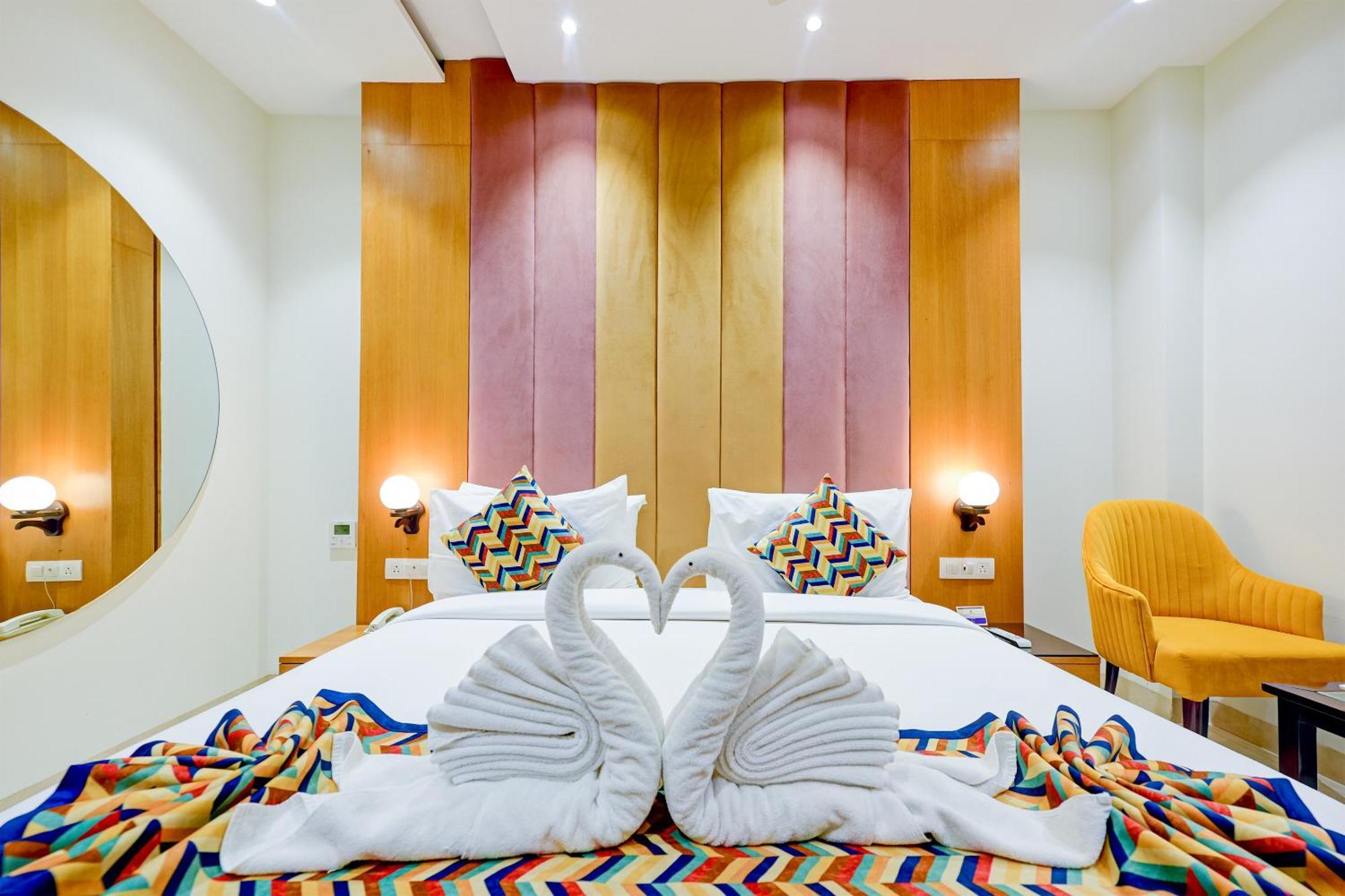 Classio Royale By Io Hotels Near Golden Temple 암리차르 외부 사진